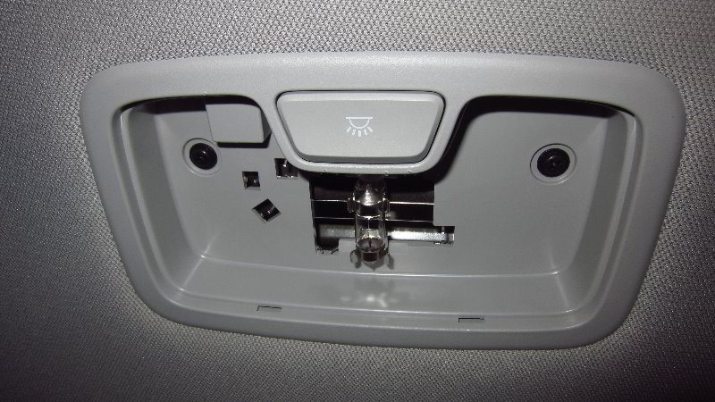 2016-2020-Kia-Optima-Dome-Light-Bulb-Replacement-Guide-006