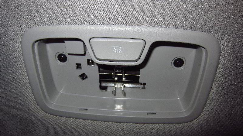 2016-2020-Kia-Optima-Dome-Light-Bulb-Replacement-Guide-009
