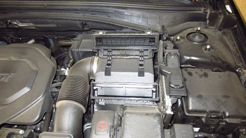 2016-2020-Kia-Optima-Engine-Air-Filter-Replacement-Guide-005