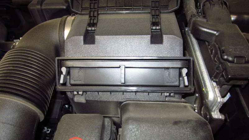 2016-2020-Kia-Optima-Engine-Air-Filter-Replacement-Guide-008