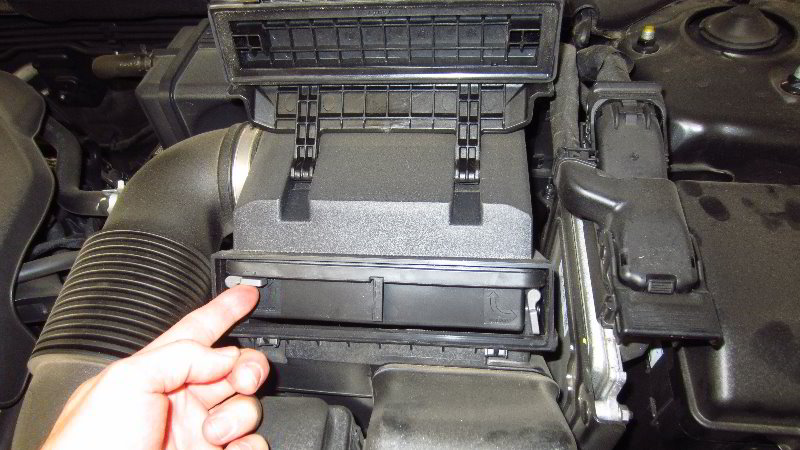 2016-2020-Kia-Optima-Engine-Air-Filter-Replacement-Guide-017