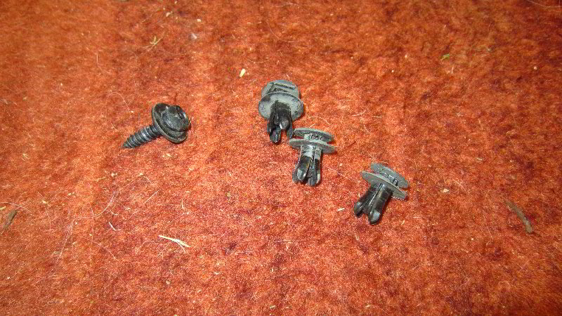 2016-2020-Kia-Optima-Front-Turn-Signal-Light-Bulbs-Replacement-Guide-011