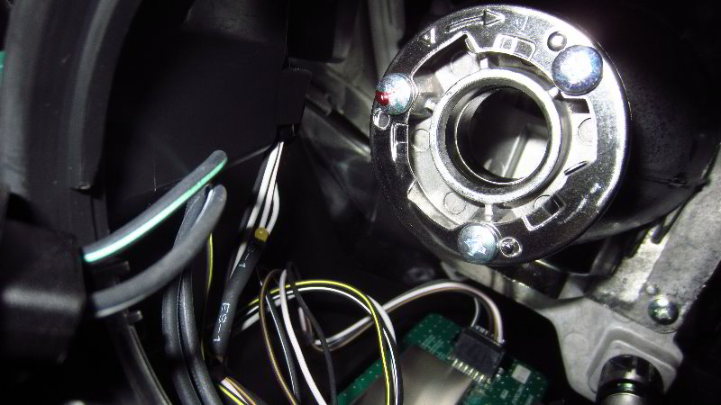 2016-2020-Kia-Optima-Headlight-Bulbs-Replacement-Guide-011