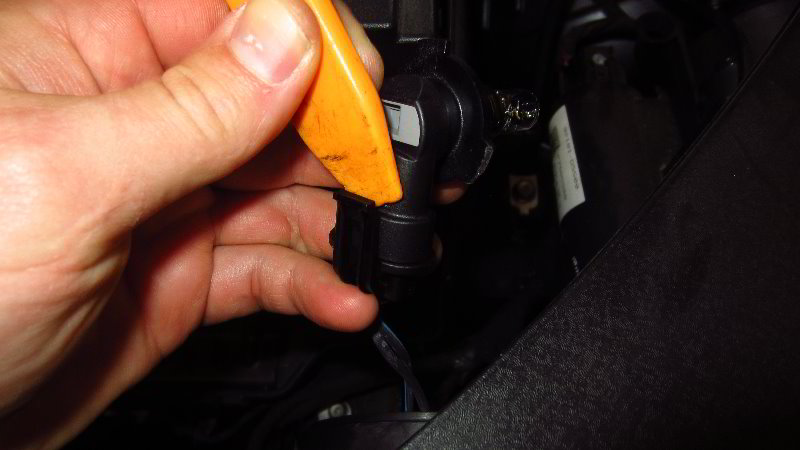 2016-2020-Kia-Optima-Headlight-Bulbs-Replacement-Guide-022