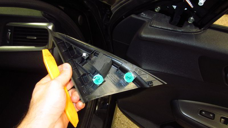 2016-2020-Kia-Optima-Interior-Door-Panel-Removal-Guide-004