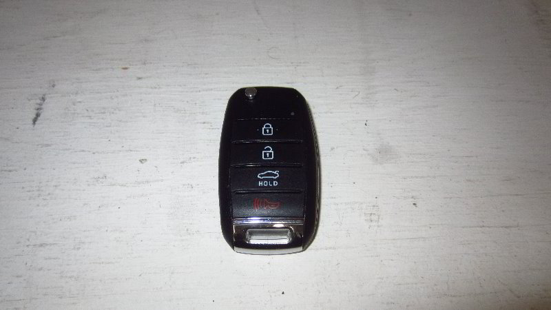 2016-2020-Kia-Optima-Key-Fob-Battery-Replacement-Guide-001