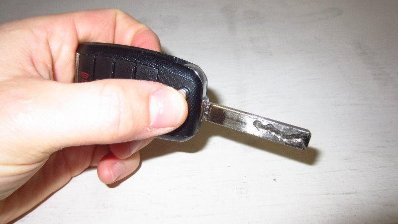 2016-2020-Kia-Optima-Key-Fob-Battery-Replacement-Guide-004
