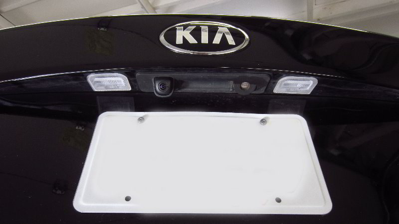 2016-2020-Kia-Optima-License-Plate-Light-Bulbs-Replacement-Guide-001
