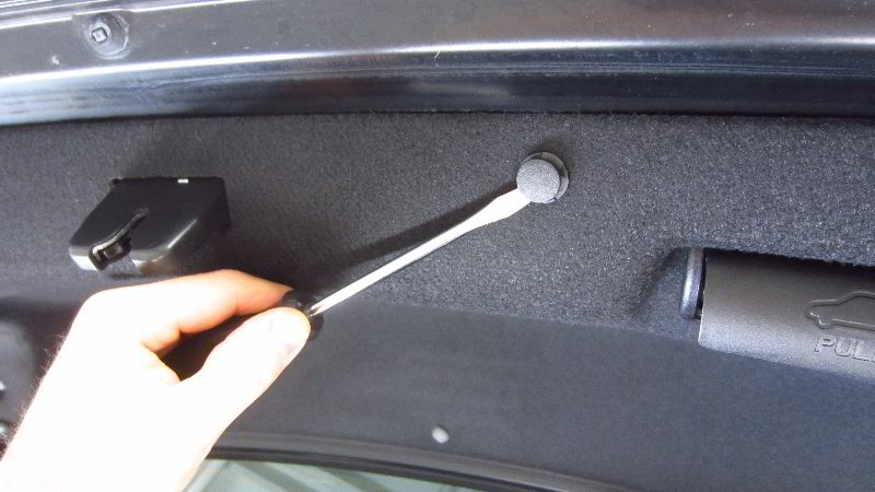 2016-2020-Kia-Optima-License-Plate-Light-Bulbs-Replacement-Guide-007