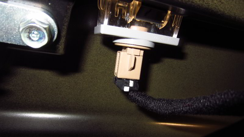 2016-2020-Kia-Optima-License-Plate-Light-Bulbs-Replacement-Guide-017