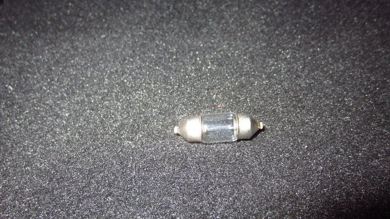 2016-2020-Kia-Optima-Map-Light-Bulbs-Replacement-Guide-008