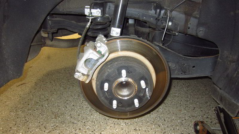 2016-2020-Kia-Optima-Rear-Brake-Pads-Replacement-Guide-009