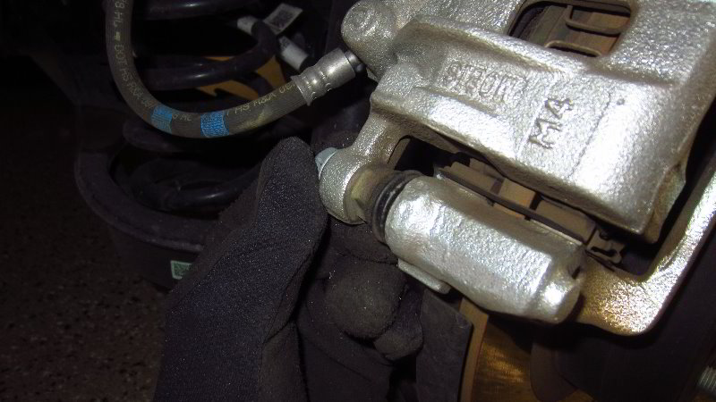 2016-2020-Kia-Optima-Rear-Brake-Pads-Replacement-Guide-013