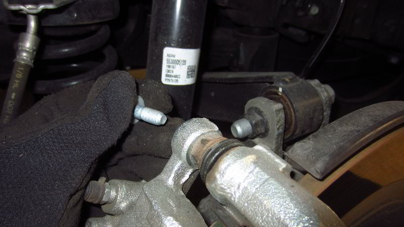 2016-2020-Kia-Optima-Rear-Brake-Pads-Replacement-Guide-014