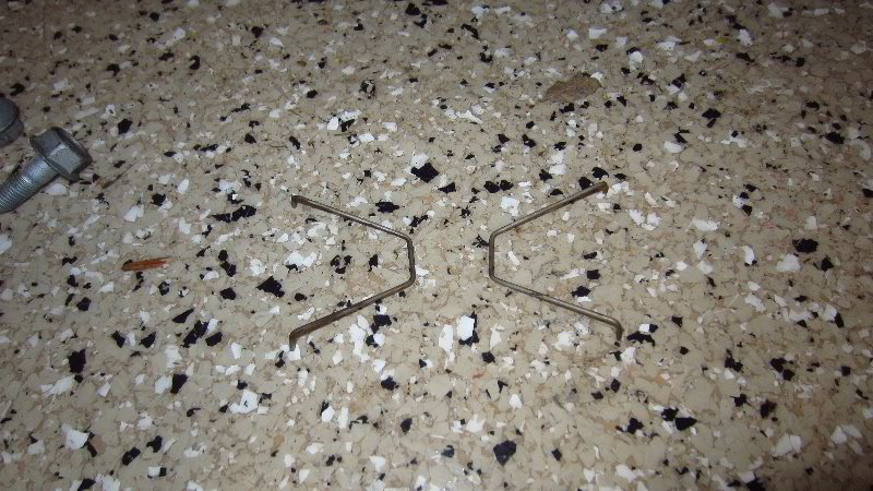 2016-2020-Kia-Optima-Rear-Brake-Pads-Replacement-Guide-022