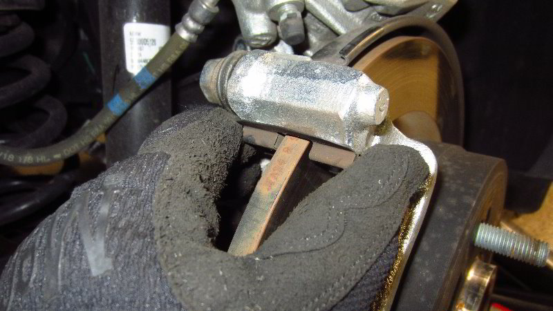 2016-2020-Kia-Optima-Rear-Brake-Pads-Replacement-Guide-028