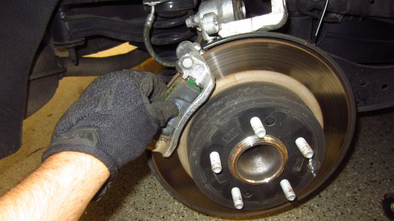 2016-2020-Kia-Optima-Rear-Brake-Pads-Replacement-Guide-035