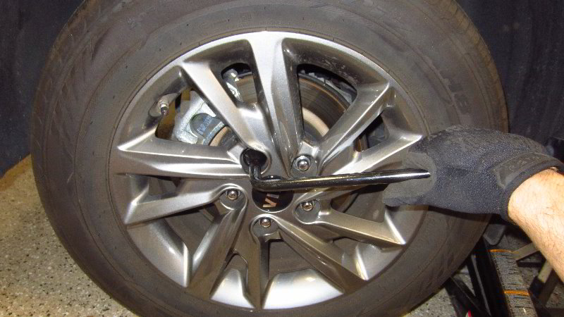 2016-2020-Kia-Optima-Rear-Brake-Pads-Replacement-Guide-051