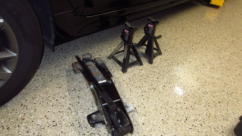 2016-2020-Kia-Optima-Rear-Brake-Pads-Replacement-Guide-052