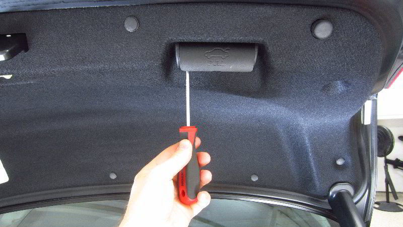 2016-2020-Kia-Optima-Reverse-Light-Bulbs-Replacement-Guide-006