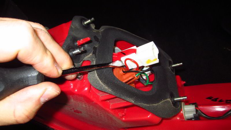 2016-2020-Kia-Optima-Tail-Light-Bulbs-Replacement-Guide-015