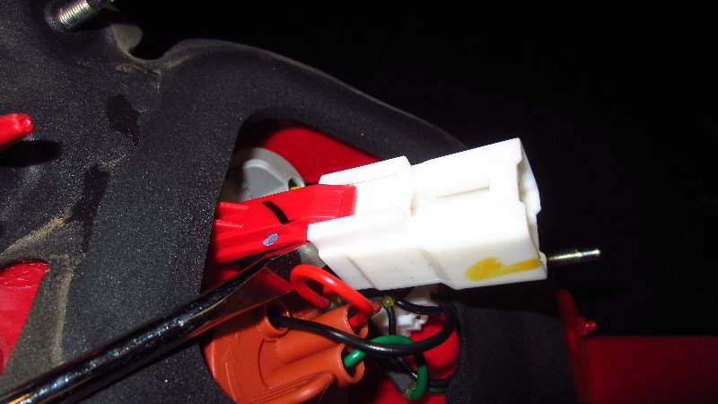 2016-2020-Kia-Optima-Tail-Light-Bulbs-Replacement-Guide-016