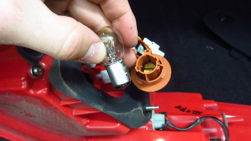 2016-2020-Kia-Optima-Tail-Light-Bulbs-Replacement-Guide-019