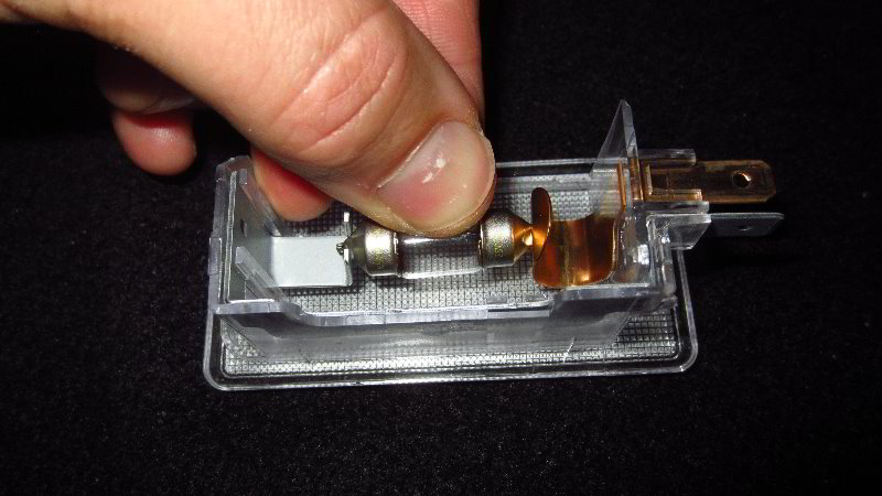 2016-2020-Kia-Optima-Trunk-Cargo-Area-Light-Bulb-Replacemen-Guide-013