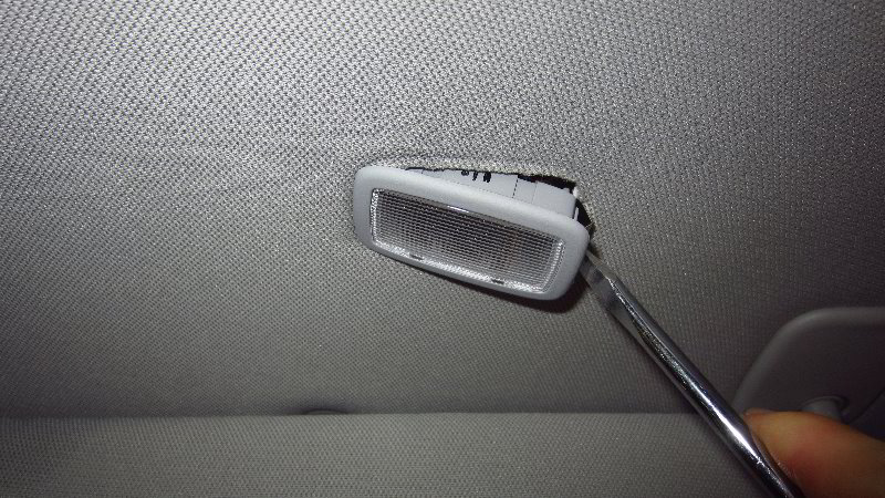 2016-2020-Kia-Optima-Vanity-Mirror-Light-Bulb-Replacement-Guide-004