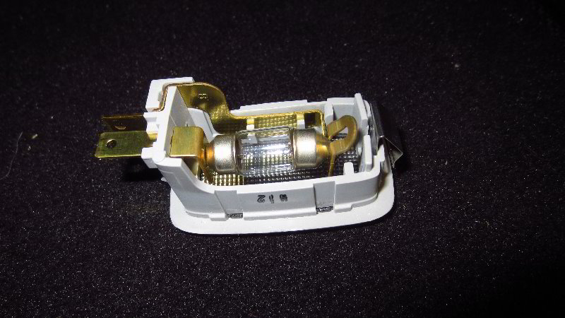 2016-2020-Kia-Optima-Vanity-Mirror-Light-Bulb-Replacement-Guide-010