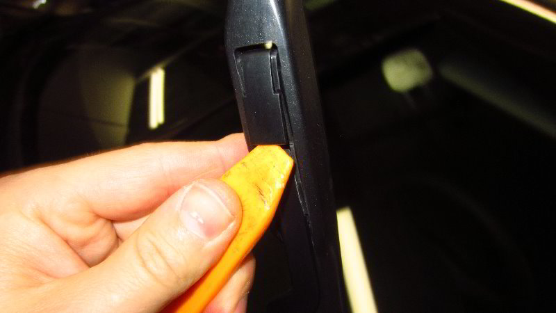 2016-2020-Kia-Optima-Windshield-Window-Wiper-Blades-Replacement-Guide-010