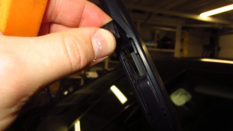 2016-2020-Kia-Optima-Windshield-Window-Wiper-Blades-Replacement-Guide-011