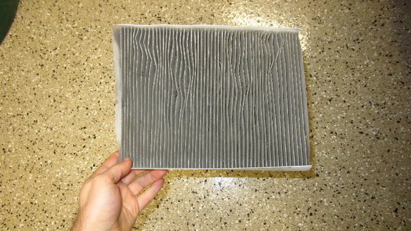 2016-2020-Kia-Sorento-Cabin-Air-Filter-Replacement-Guide-021