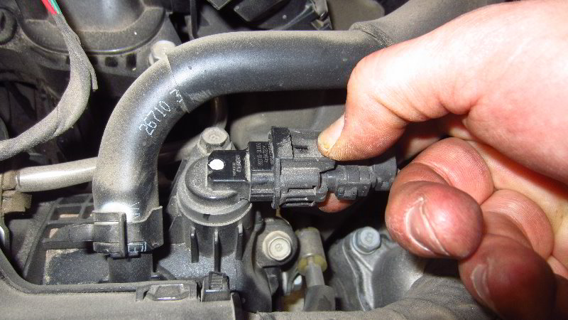 2016-2020-Kia-Sorento-Camshaft-Position-Sensor-Replacement-Guide-008