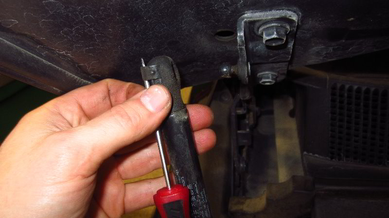 2016-2020-Kia-Sorento-Hood-Lift-Support-Struts-Replacement-Guide-006