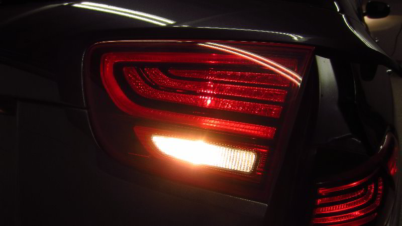2016-2020-Kia-Sorento-Tail-Light-Bulbs-Replacement-Guide-054