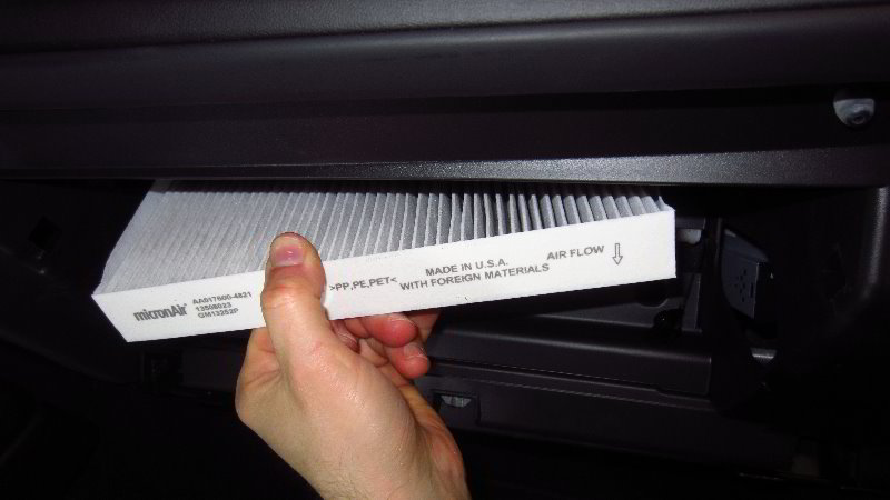 2016-2021-Chevrolet-Camaro-Cabin-Air-Filter-Replacement-Guide-034