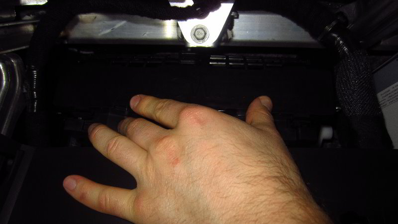 2016-2021-Chevrolet-Camaro-Cabin-Air-Filter-Replacement-Guide-041