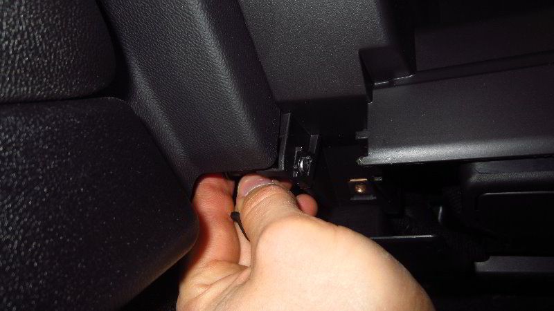 2016-2021-Chevrolet-Camaro-Cabin-Air-Filter-Replacement-Guide-045