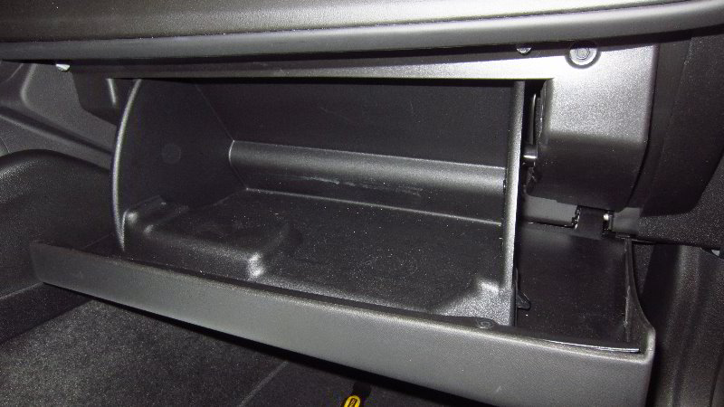 2016-2021-Chevrolet-Camaro-Cabin-Air-Filter-Replacement-Guide-053