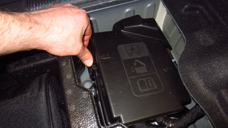 2016-2021-Chevrolet-Camaro-Electrical-Fuses-Replacement-Guide-013