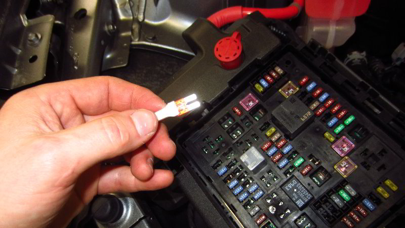 2016-2021-Chevrolet-Camaro-Electrical-Fuses-Replacement-Guide-019