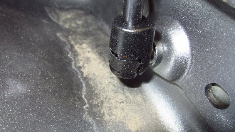 2016-2021-Chevrolet-Camaro-Trunk-Lid-Support-Struts-Replacement-Guide-002