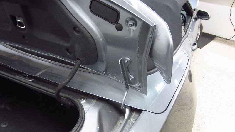 2016-2021-Chevrolet-Camaro-Trunk-Lid-Support-Struts-Replacement-Guide-009
