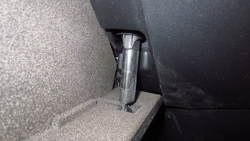 2016-2021-Mazda-CX-9-Cabin-Air-Filter-Replacement-Guide-003