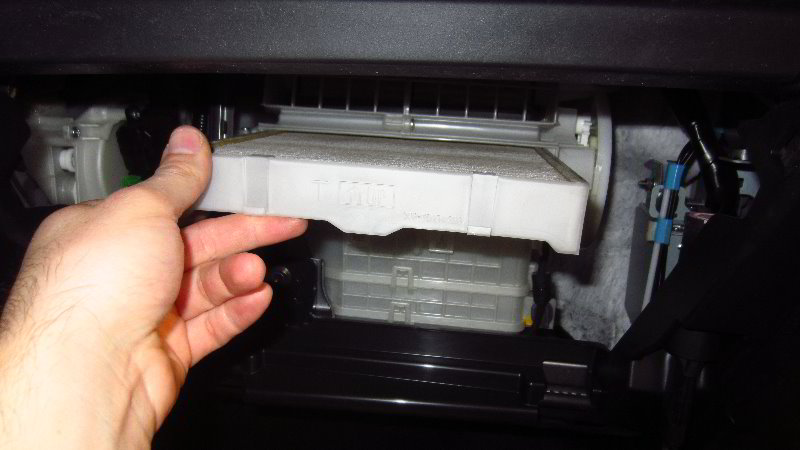 2016-2021-Mazda-CX-9-Cabin-Air-Filter-Replacement-Guide-024