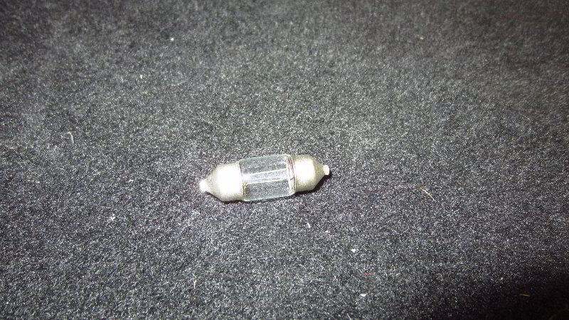 2016-2021-Mazda-CX-9-Cargo-Area-Light-Bulb-Replacement-Guide-007
