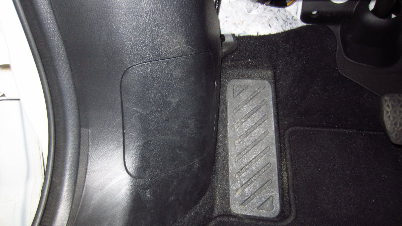 2016-2021-Mazda-CX-9-Electrical-Fuse-Replacement-Guide-008