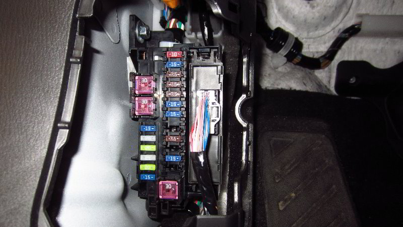 2016-2021-Mazda-CX-9-Electrical-Fuse-Replacement-Guide-012