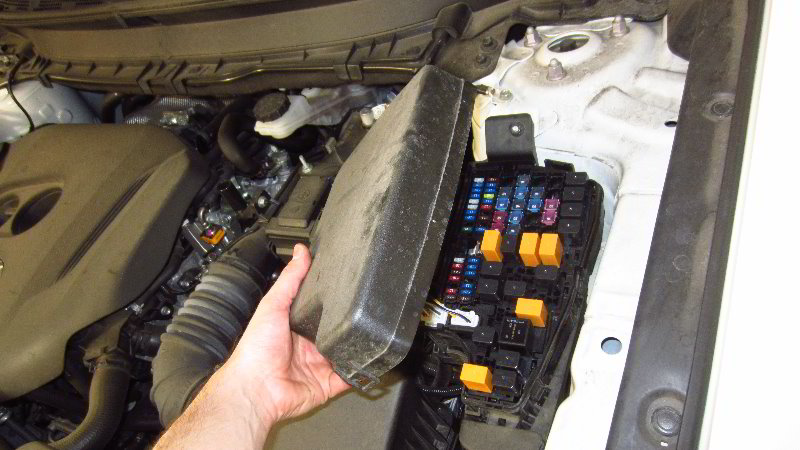 2016-2021-Mazda-CX-9-Electrical-Fuse-Replacement-Guide-018